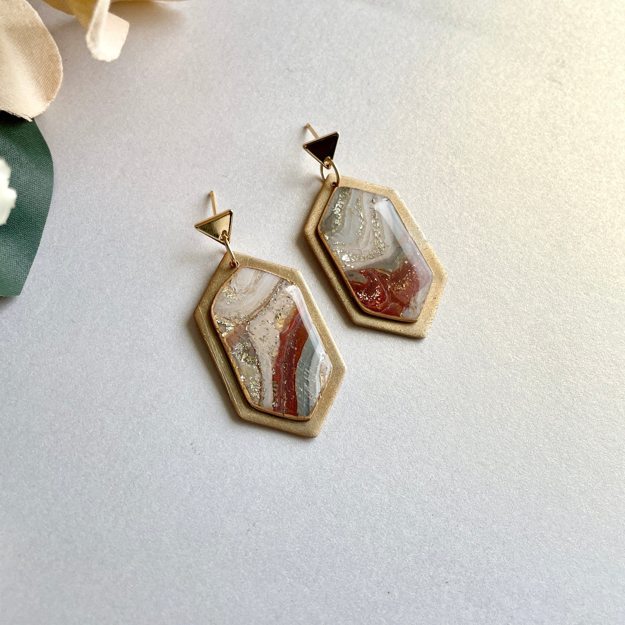 Lace Agate Shields